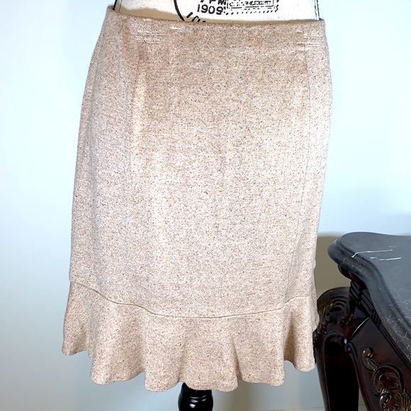 Express Skirt Ruffle/Layered Hem, Taupe Beige - Picture 3 of 8